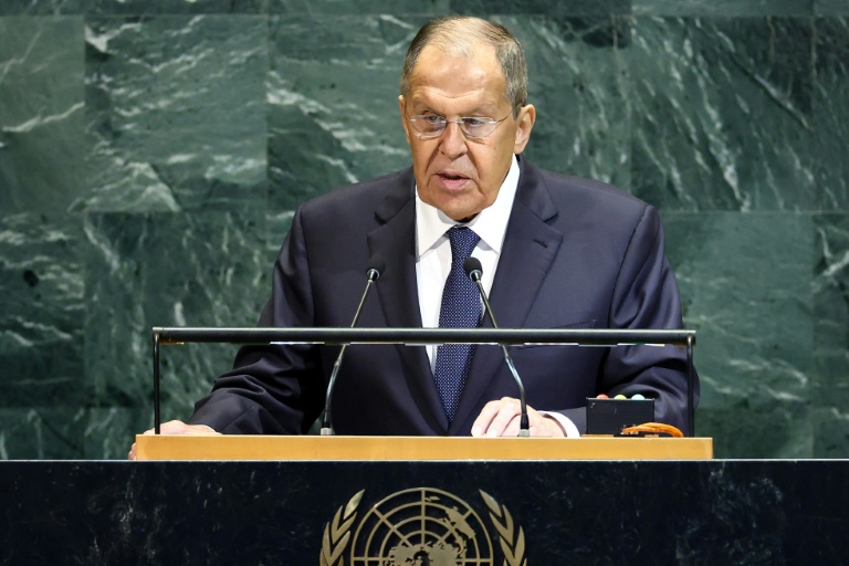 Le ministre russes des Affaires étrangères, Sergueï Lavrov, s'adresse à la tribune de l'Assemblée générale de l'ONU le 27 septembre 2025
