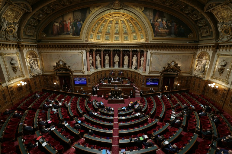 Vue de l'Assemblée nationale en séance, le 27 novembre 2025 à Paris