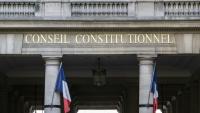 Le Conseil constitutionnel a déclaré "contraire à la Constitution" une partie d'un texte voté en 2025 au Parlement supprimant dans certains cas les frais bancaires de succession