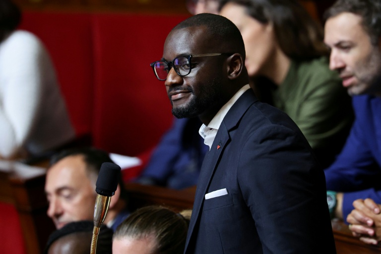 Le député LFI Carlos Martens Bilongo sur les bancs de l'Assemblée nationale, à Paris le 21 octobre 2025