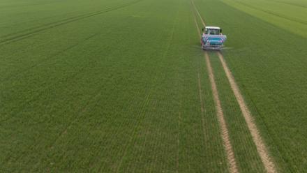 Le projet de loi d'urgence agricole, réponse du gouvernement à la colère du secteur l'hiver dernier, est examiné à partir de mardi à l'Assemblée nationale