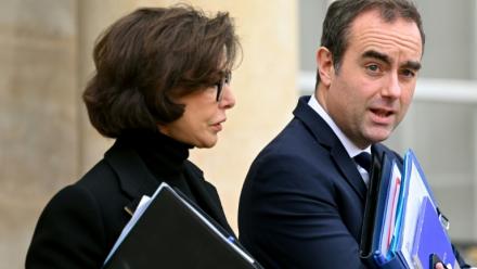 La ministre de la Culture Rachida Dati et le Premier ministre Sebastien Lecornu au palais de l'Elysée, à Paris le 10 décembre 2025