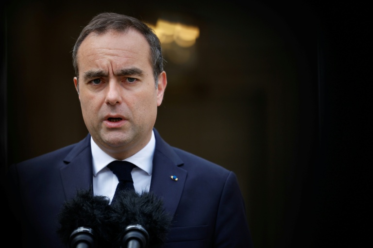 Le Premier ministre Sébastien Lecornu à l'hôtel Matignon, le 10 avril 2026 à Paris