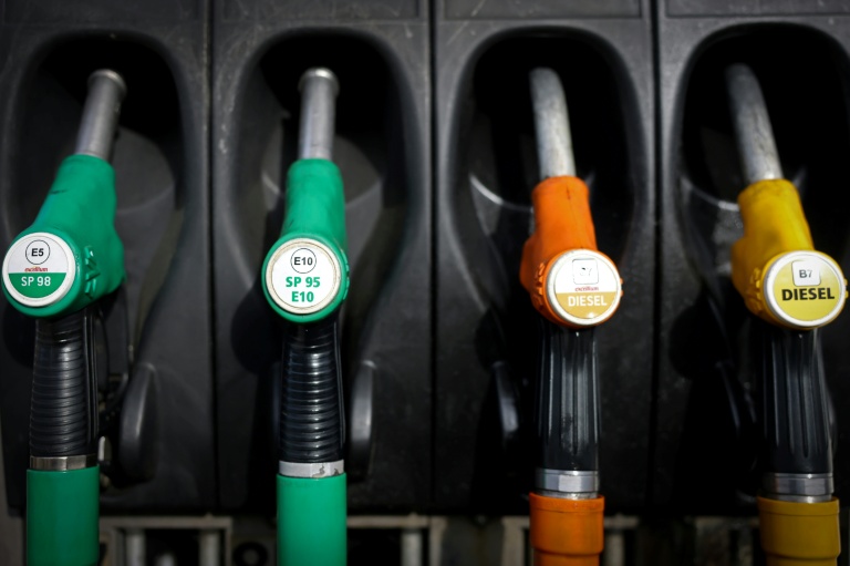Les carburants sont repartis à la hausse, notamment le gazole qui a passé la barre des deux euros mercredi, sous l'effet d'un regain de tensions internationales