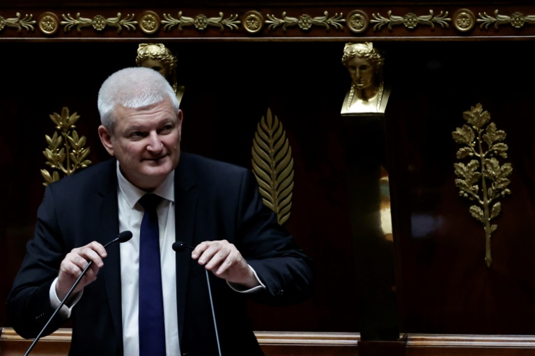 Le député Olivier Falorni lors d'un débat sur la proposition de loi