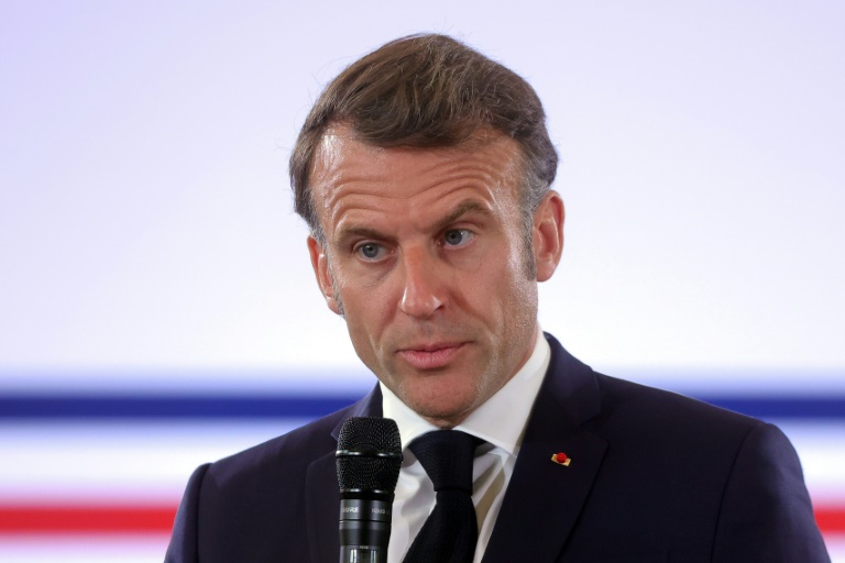 Le président français Emmanuel Macron prononce un discours à Wallers, dans le nord de la France, le 3 juin 2025