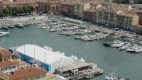 Une vue du port et d'un des bâtiments destinés à accueillir la 3e Conférence des Nations unies pour l'Océan, à Nice, le 2 juin 2025