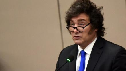 Le président argentin Javier Milei lors d'un discours au Parlement du Paraguay à Asuncion le 17 septembre 2025