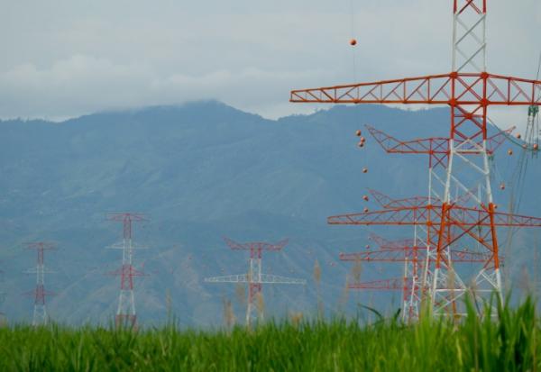 Des lignes électriques à Yumbo, Colombie, le 21 janvier 2026