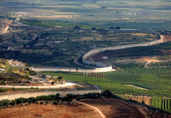 Le mur frontalier entre Israël (à droite) et le Liban, le 29 mai 2026