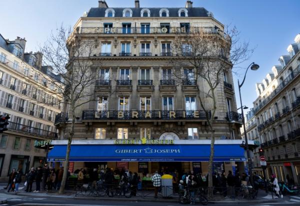 Le magasin Gibert Joseph sur le boulevard Saint Michel, à Paris, le 1er février 2025