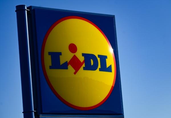 Le plan de réorganisation est entré en phase de concertation avec les partenaires sociaux, selon Lidl. Les candidats au départ "seront accompagnés par l'entreprise"