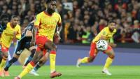 Odsonne Edouard inscrit un penalty pour Lens face à Marseille, le 25 octobre 2025 au stade Bollaert