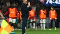L'entraîneur de Nice Franck Haise lors du match de L1 entre le Paris Saint-Germain et l'OGC Nice au Parc des Princes le 25 avril 2025 à Paris  