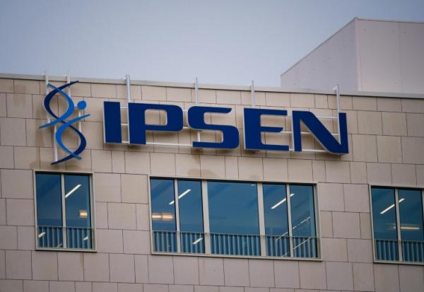 Le laboratoire français pharmaceutique Ipsen a fait part jeudi de résultats positifs pour l'un de ses principaux médicaments, la toxine botulique Dysport, quand il est utilisé pour soulager la migraine