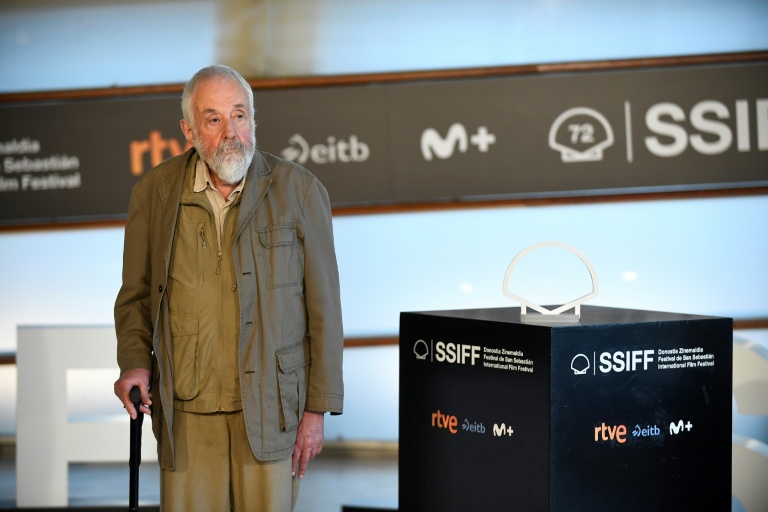 Le réalisateur britannique Mike Leigh lors d'une précédente édition du festival de cinéma de Saint-Sébastien (Espagne), le 26 septembre 2024
