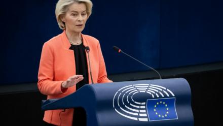 Ursula von der Leyen, lors d'une session plénière au Parlement européen, le 20 mai 2026 à Strasbourg, dans le Bas-Rhin