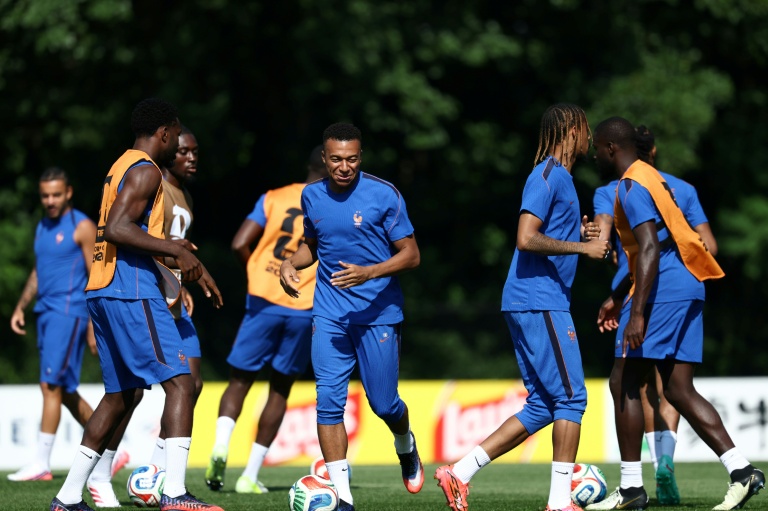 Les Bleus à l'entraînement de veille de match sur les installations du campus de Bentley à Waltham, près de Boston, le 8 juillet 2026 en vue du match contre le Maroc