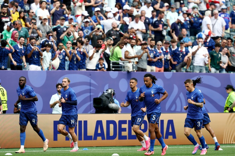 Les Bleus à l'échauffement au stade de Philadelphie le 22 juin 2026 avant leur match contre l'Irak pour le compte de la 2e journée de la phase de poules du Mondial-2026
