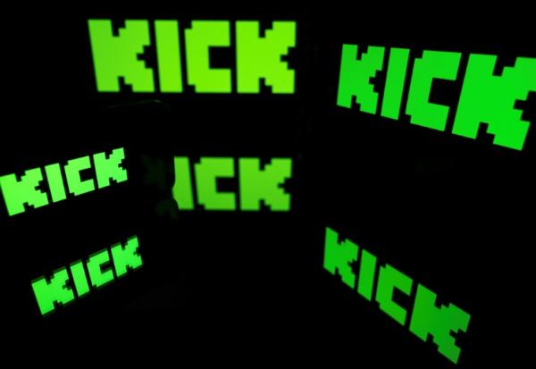 Des mandats d'arrêt ont été requis mardi à Paris contre les gérants de la plateforme de vidéos australienne Kick après le décès d'un streamer en direct en France en août 2025