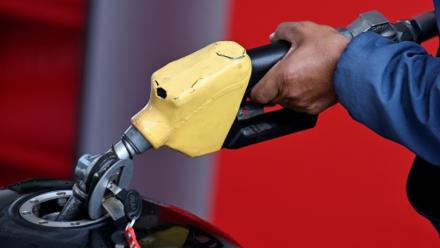 Les cours du pétrole ont clôturé en hausse jeudi, les investisseurs se montrant sceptiques quant à la perspective d'un accord prochain entre les Etats-Unis et l'Iran