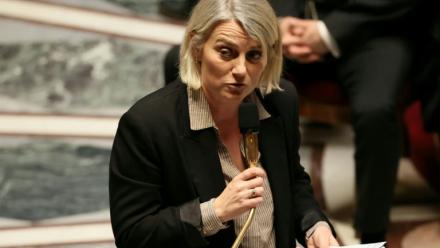 La ministre de la Santé Stéphanie Rist lors des questions au gouvernement à l'Assemblée nationale, le 27 janvier 2026 à Paris