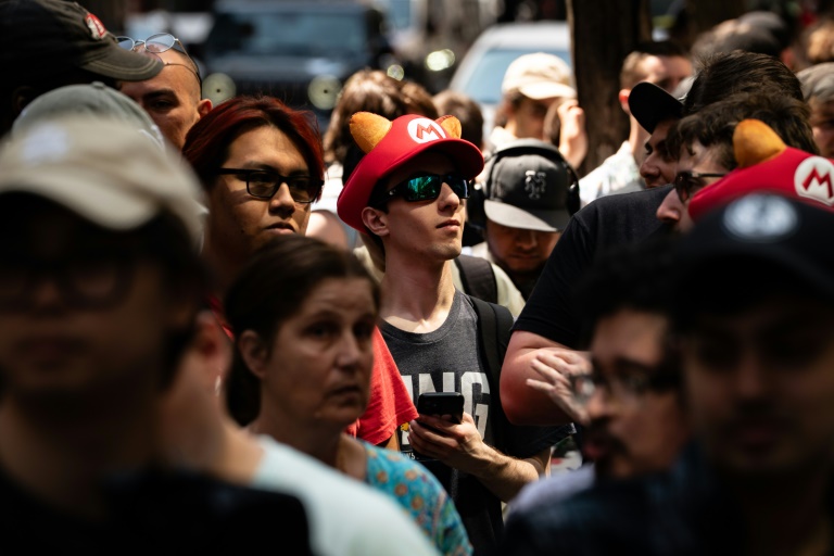 File d'attente pour acheter la Switch 2 de Nintendo, le 4 juin 2025 à New York
