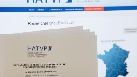 La HATVP est chargée de contrôler le patrimoine et les intérêts des responsables publics, de prévenir les conflits d'intérêt et d’examiner les conditions de leurs éventuels allers-retours dans le privé