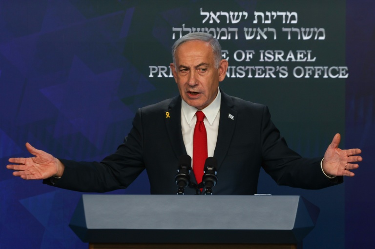 Le Premier ministre israélien Benjamin Netanyahu s'exprime lors d'une conférence de presse à Jérusalem le 21 mai 2025.