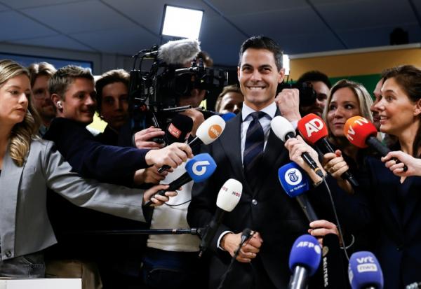 Le dirigeant centriste néerlandais Rob Jetten lors d'une conférence de presse à La Haye, le 30 octobre 2025