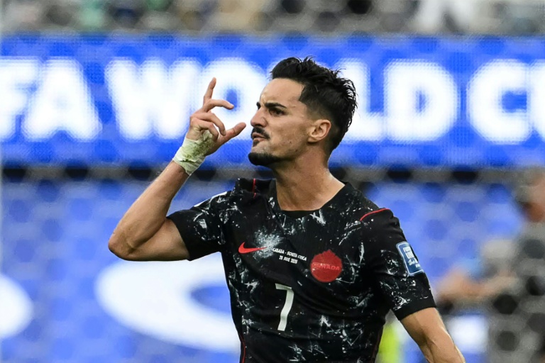 Le milieu du Canada Stephen Eustaquio a qualifié son équipe pour le 8es de finale du Mondial en battant l'Afrique du sud
à Los Angeles le 28 juin 2026
