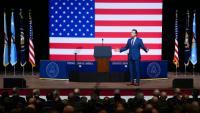 Le secrétaire américain à la Défense, Pete Hegseth, s'adresse aux officiers supérieurs de l'armée à la base du Corps des Marines de Quantico, à Quantico, en Virginie, le 30 septembre 2025