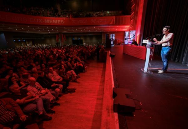 La candidate de Lutte ouvrière à la présidentielle, Nathalie Arthaud, lors de son premier meeting de campagne à Paris, le 26 septembre 2026