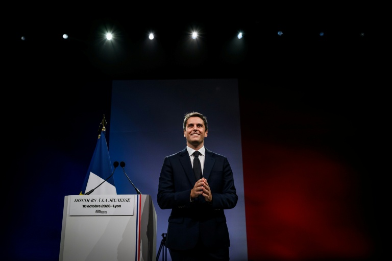 Gabriel Attal, candidat du parti de centre droit Renaissance à l'élection présidentielle française de 2027, lors d'un meeting de campagne à Lyon, le 10 octobre 2026