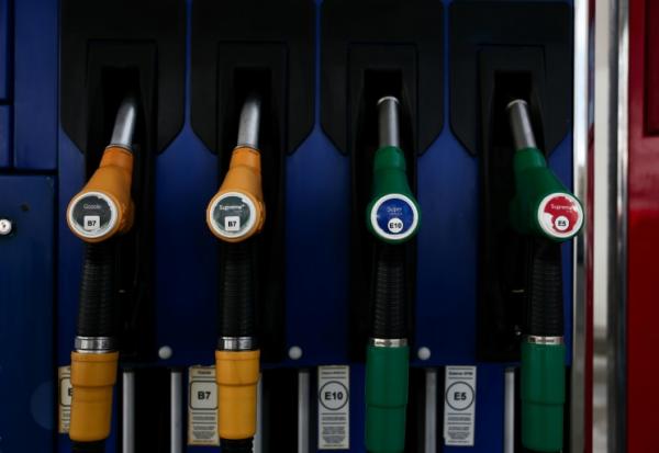 Les prix des carburants en France ont baissé en moyenne de 1 centime depuis la conclusion du cessez-le-feu entre les Etats-Unis et l'Iran, loin des 5 à 10 centimes de baisse attendus, selon les chiffres du gouvernement
