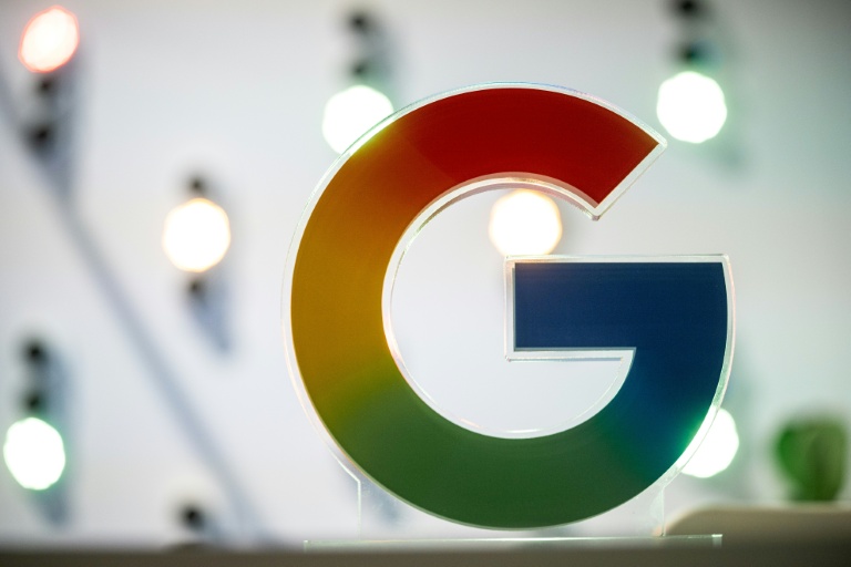 Les visites des sites d'actualité ont reculé de près de 22% en septembre, deux mois après l'arrivée en France d'AI Overview, le nouvel outil de résumé par IA de Google