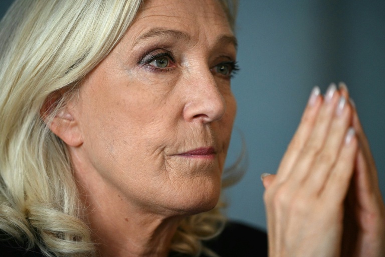 La candidate du Rassemblement national Marine Le Pen, à Moissac, en France, le 12 octobre 2026