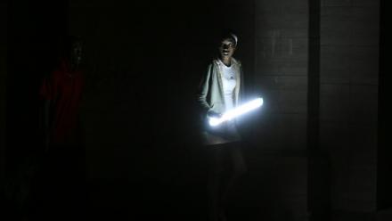 Dans une rue sans électricité de La Havane, le 21 mars 2026