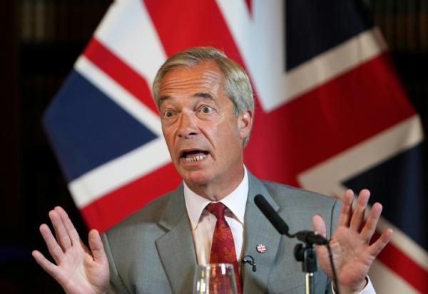 Nigel Farage lors d'une conférence de presse à Londres, le 10 août 2026
