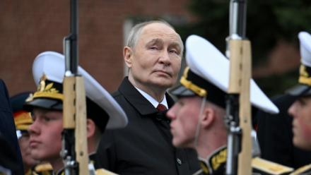 Le président russe Vladimir Poutine lors des cérémonies à l'occasion des commémorations de la victoire sur l'Allemagne nazie, le 9 mai 2026 à Moscou 