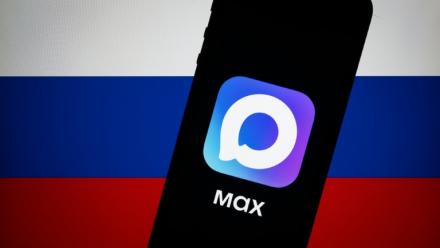 Max, "messagerie nationale" sans chiffrement, s'impose bon gré mal gré auprès des Russes grâce à une promotion massive et aux blocages de WhatsApp et Telegram par les autorités