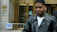Le rappeur Kid Cudi à sa sortie du tribunal de Manhattan où il a témoigné  dans le procès de P. Diddy le 22 mai 2025. 