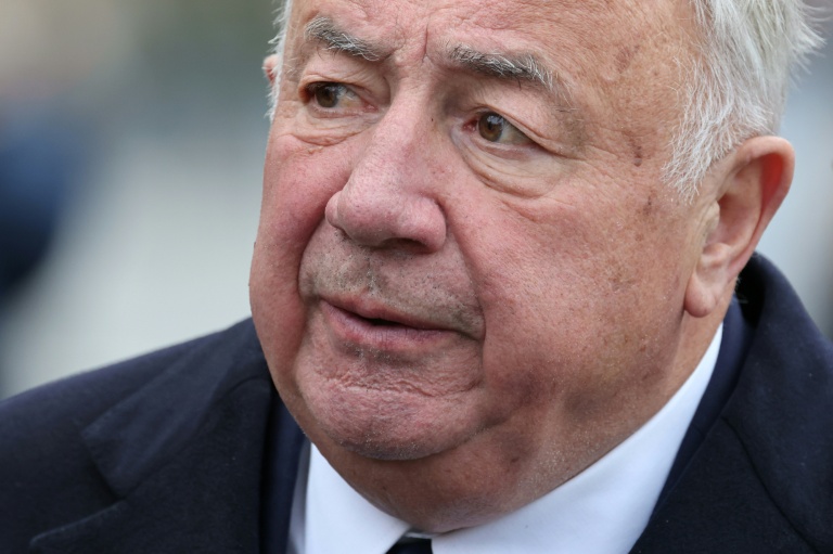 Le président du Sénat, le LR Gérard Larcher, le 11 décembre 2025 à Paris