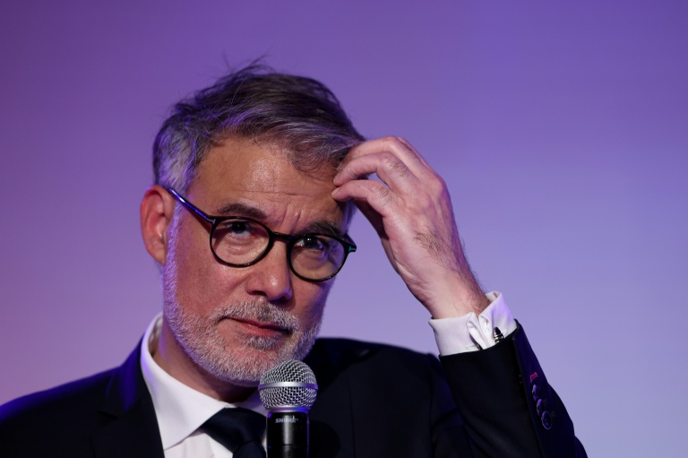 Le premier secrétaire du PS Olivier Faure, lors d'un meeting du Front populaire 2027, à Paris, le 5 mai 2027