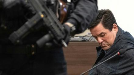 L'homme d'affaires slovaque Marian Kocner, accusé dêtre le commanditaire du journaliste d'investigation Jan Kuciak en 2018, sur le banc des accusés le 26 janvier 2026 dans le tribunal de Pezinok, près de Bratislava