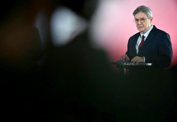 Le candidat LFI à la présidentielle Jean-Luc Mélenchon le 14 octobre 2026, à Paris