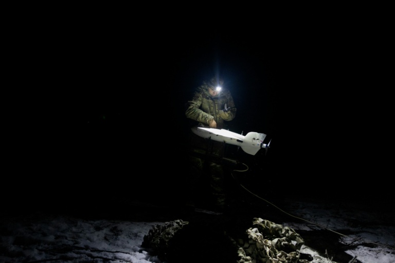 Il existe une large variété de drones: des appareils civils bon marché transformés en bombe fonçant sur leurs cibles ou d'autres plus grands pouvant frapper à des centaines de kilomètres