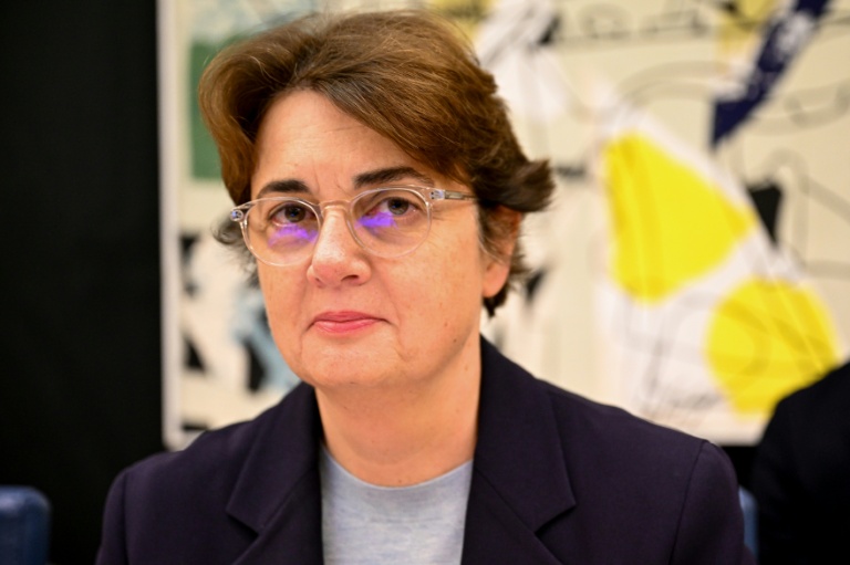 Laurence des Cars, présidente du musée du Louvre, lors de son audition devant la commission des affaires culturelles de l'Assemblée nationale au Palais Bourbon, à Paris, le 19 novembre 2025