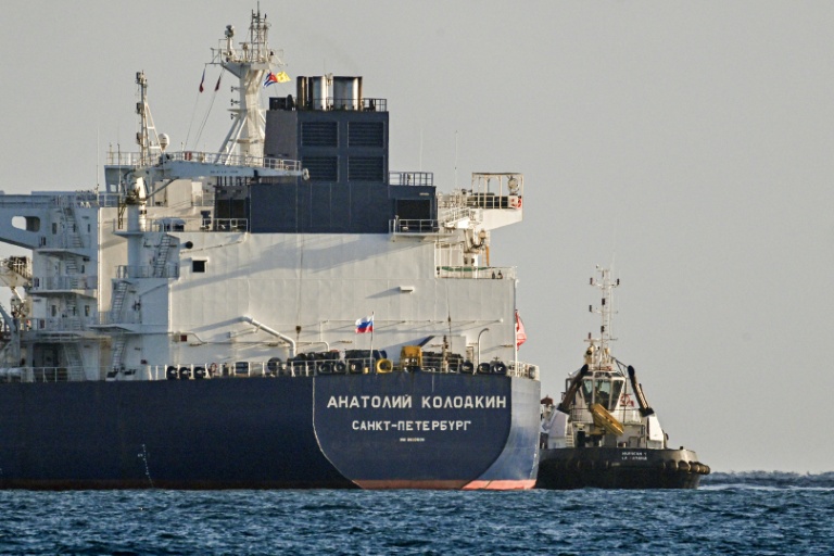 Le pétrolier russe Anatoly Kolodkin arrive au terminal pétrolier du port de Matanzas, au nord-ouest de Cuba, le 31 mars 2026