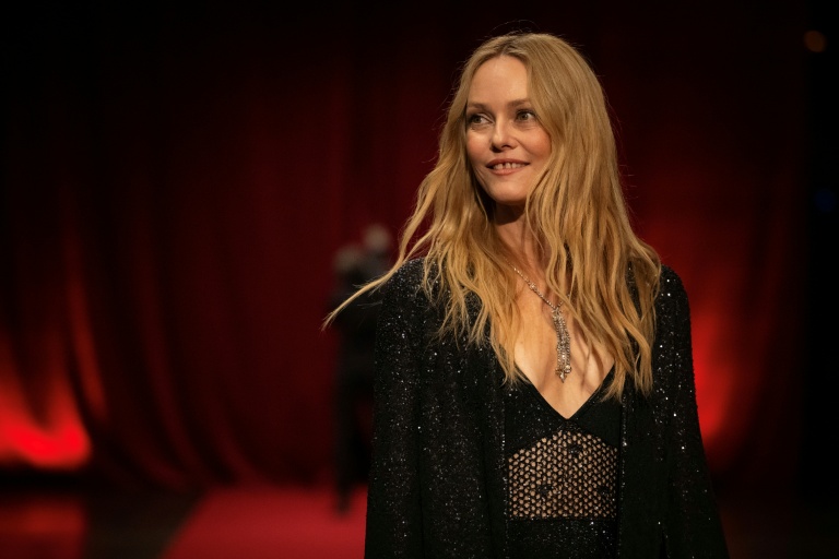 Vanessa Paradis lors de la cérémonie d'ouverture de la 16e édition du festival Lumière à Lyon, le 12 octobre 2024
